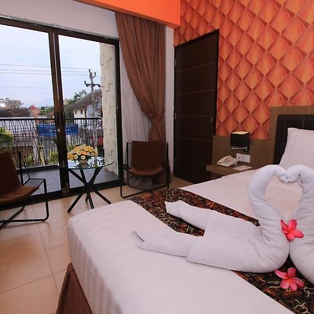 Jentra Dagen Hotel Malioboro Jogjakarta Buitenkant foto